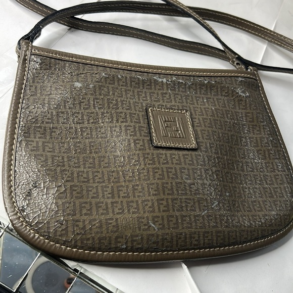 Fendi Vintage Small Double Compartment Crossbody Bag - Picture 12 of 13